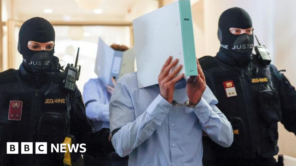 Man jailed for 15 years over plot to attack Taylor Swift concert in Vienna - BBC