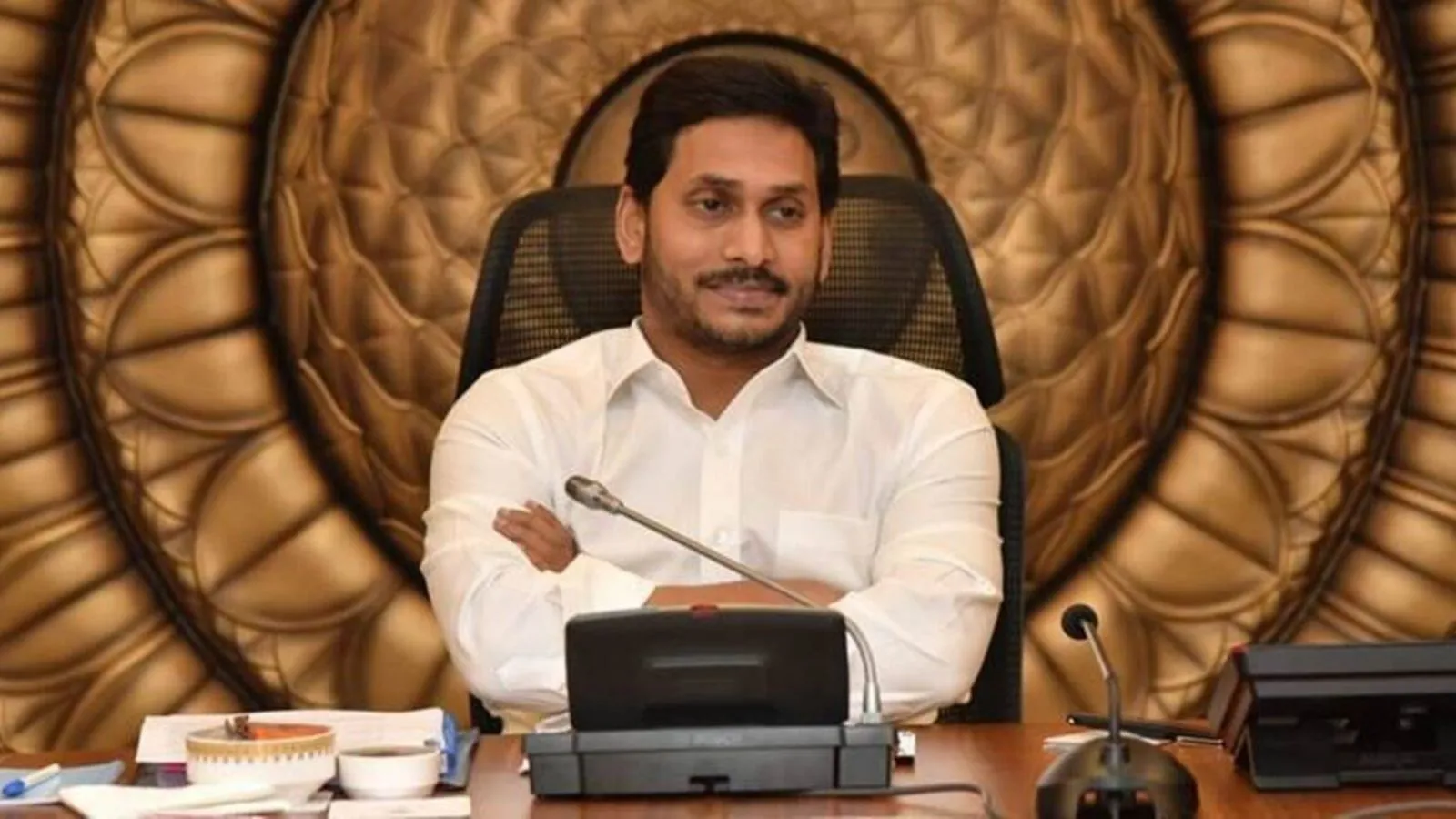 In launching app for cadre, YSRCP chief Jagan Mohan Reddy follows Vijay’s playbook