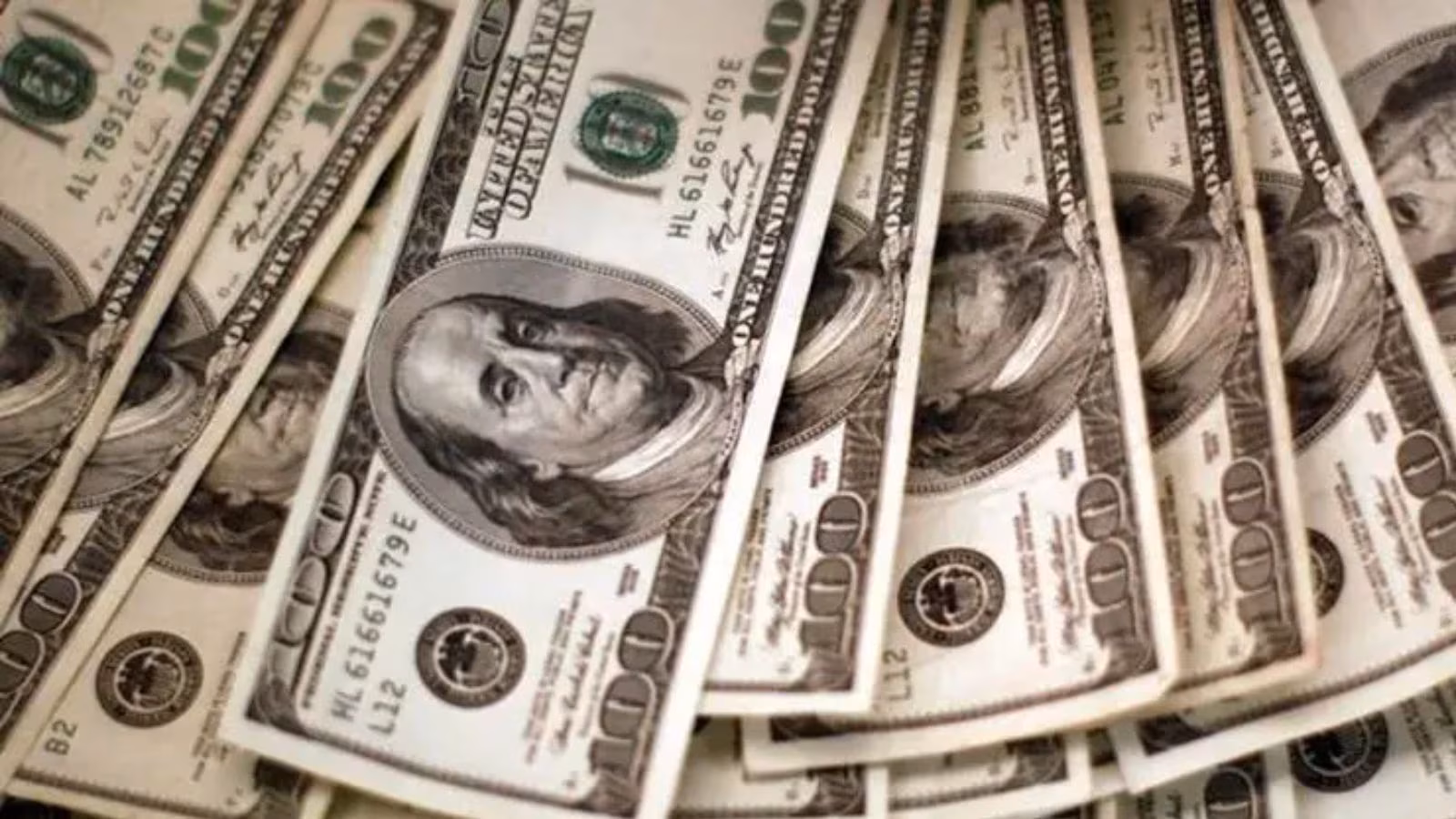 FPIs offload $3.45 bn of Indian equities in May, but pace of selloff slows