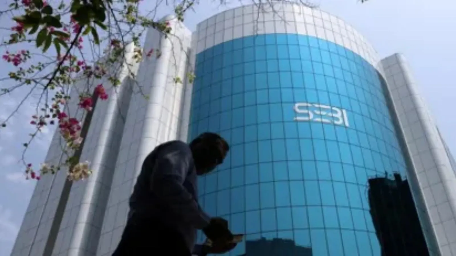SEBI cautions companies against rising ‘Boss Scam’ targeting top executives
