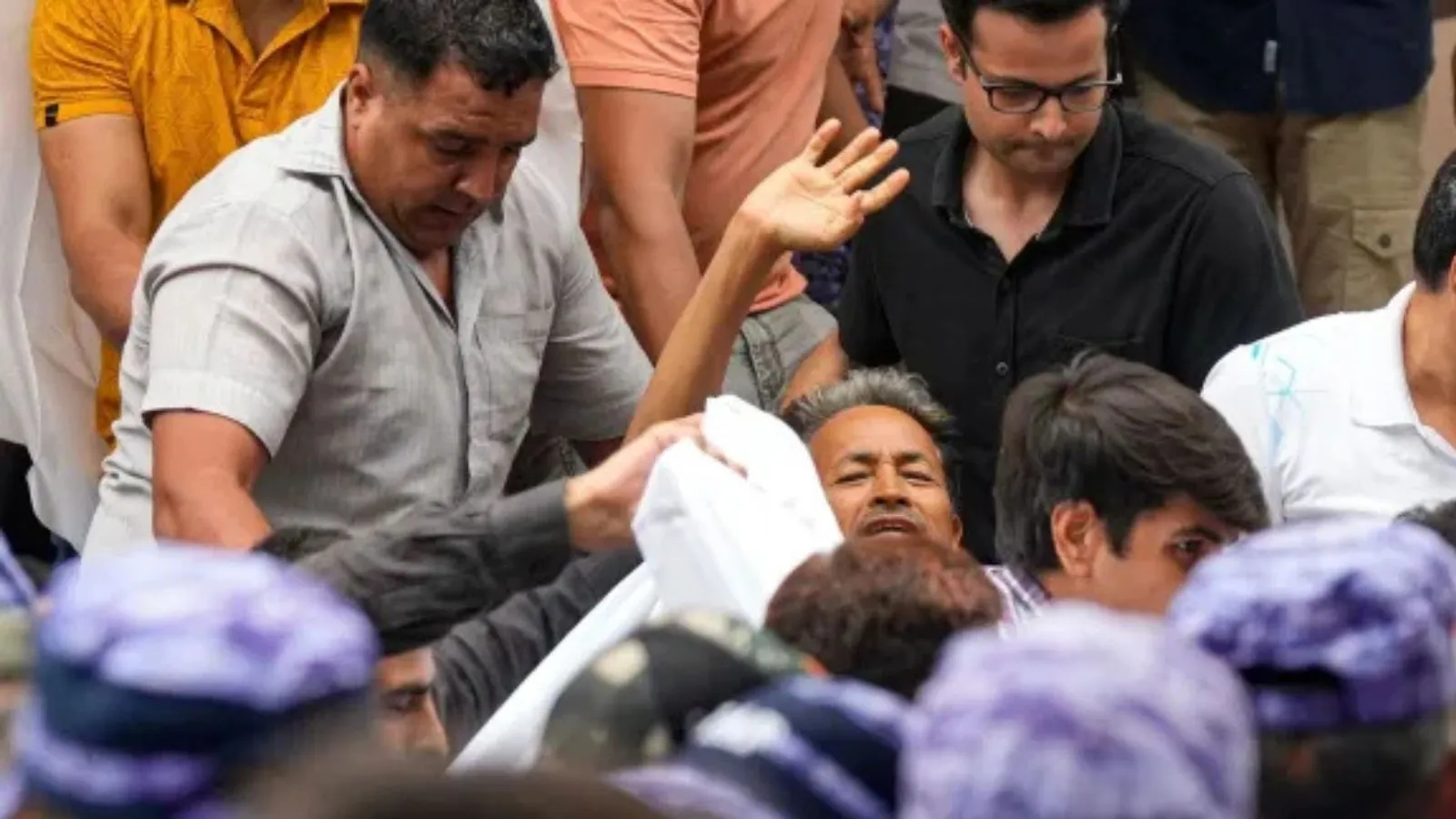 ‘Security drill’, phone jammer and a white curtain: How Sonam Wangchuk was removed