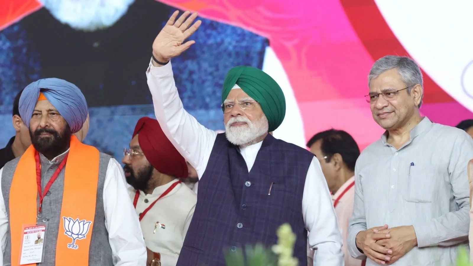 AAP says PM turned official event into political platform, defends Mann’s absence