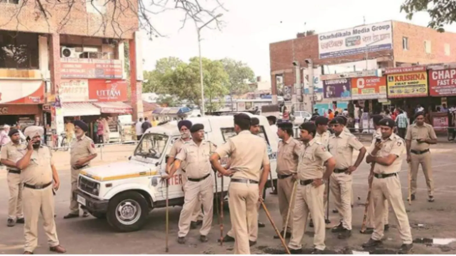 Shot in chest, gun in well: Police probe dramatic suicide attempt near Vadodara canal at midnight