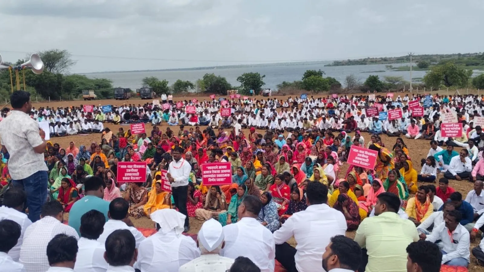 Pune Ujani Dam protest: Fishermen demand fishing contract, solar project cancellation